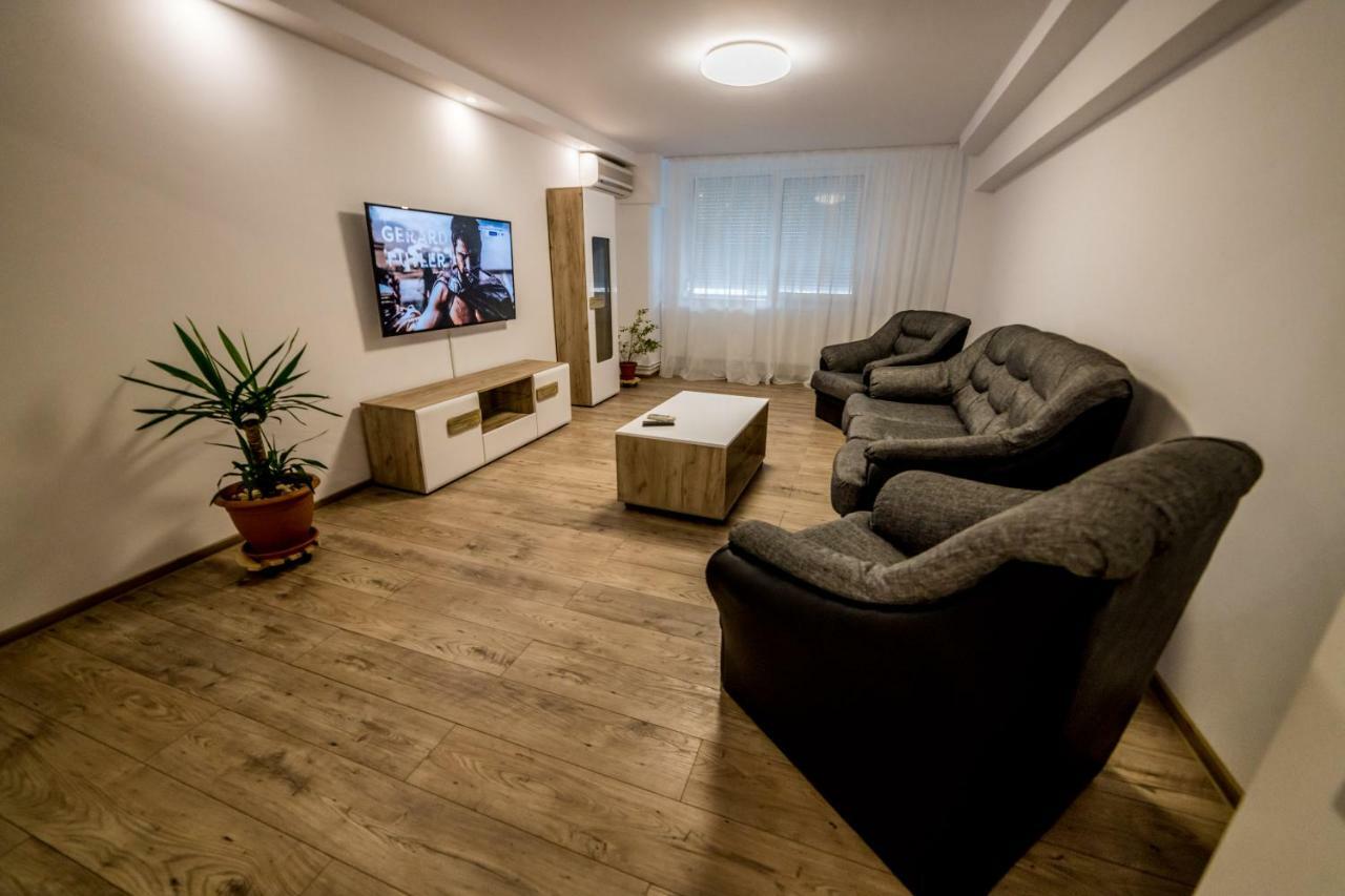 Apartament Sorina Maria Deva Exterior foto