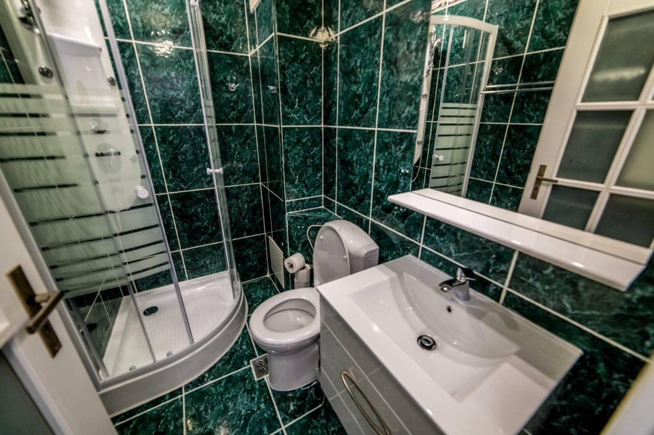 Apartament Sorina Maria Deva Exterior foto