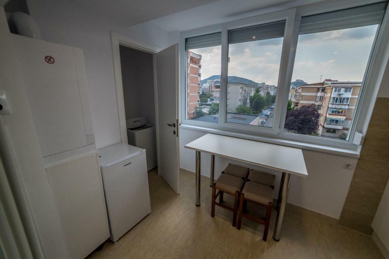 Apartament Sorina Maria Deva Exterior foto