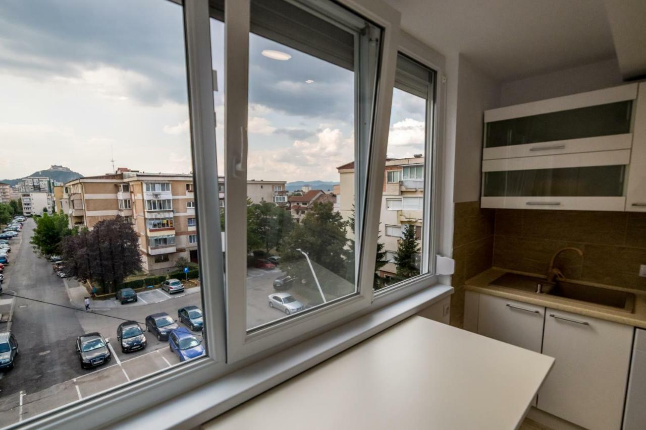 Apartament Sorina Maria Deva Exterior foto